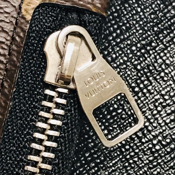 🌟GENUINE LOUIS VUITTON Monogram Gaspar Men Wallet - Picture 13 of 17